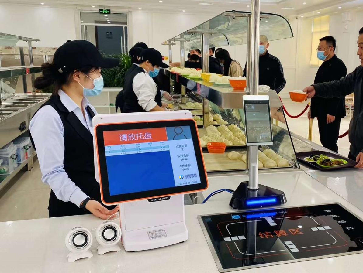 全新智慧餐厅模式代替传统的售饭机