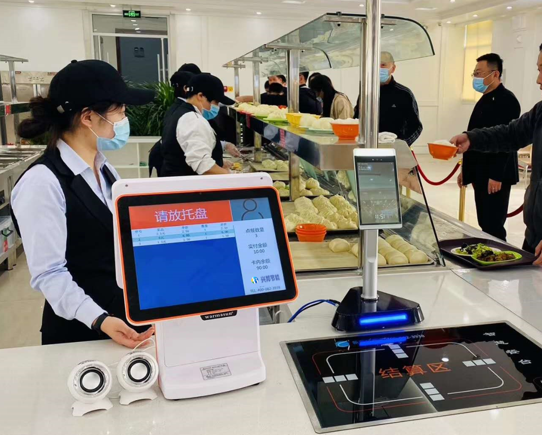 众多餐厅食堂为什么要选择智慧餐台售饭机系统
