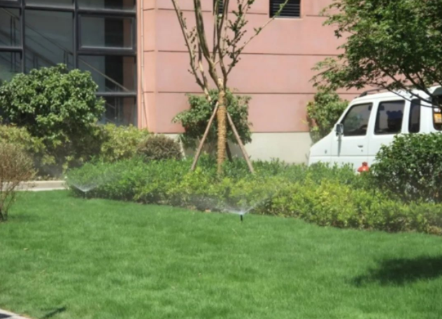 学校节水一直未停止